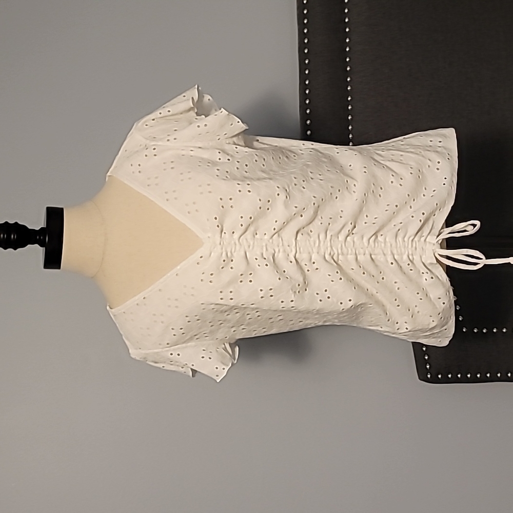 Eyelet knit ruched front t-shirt